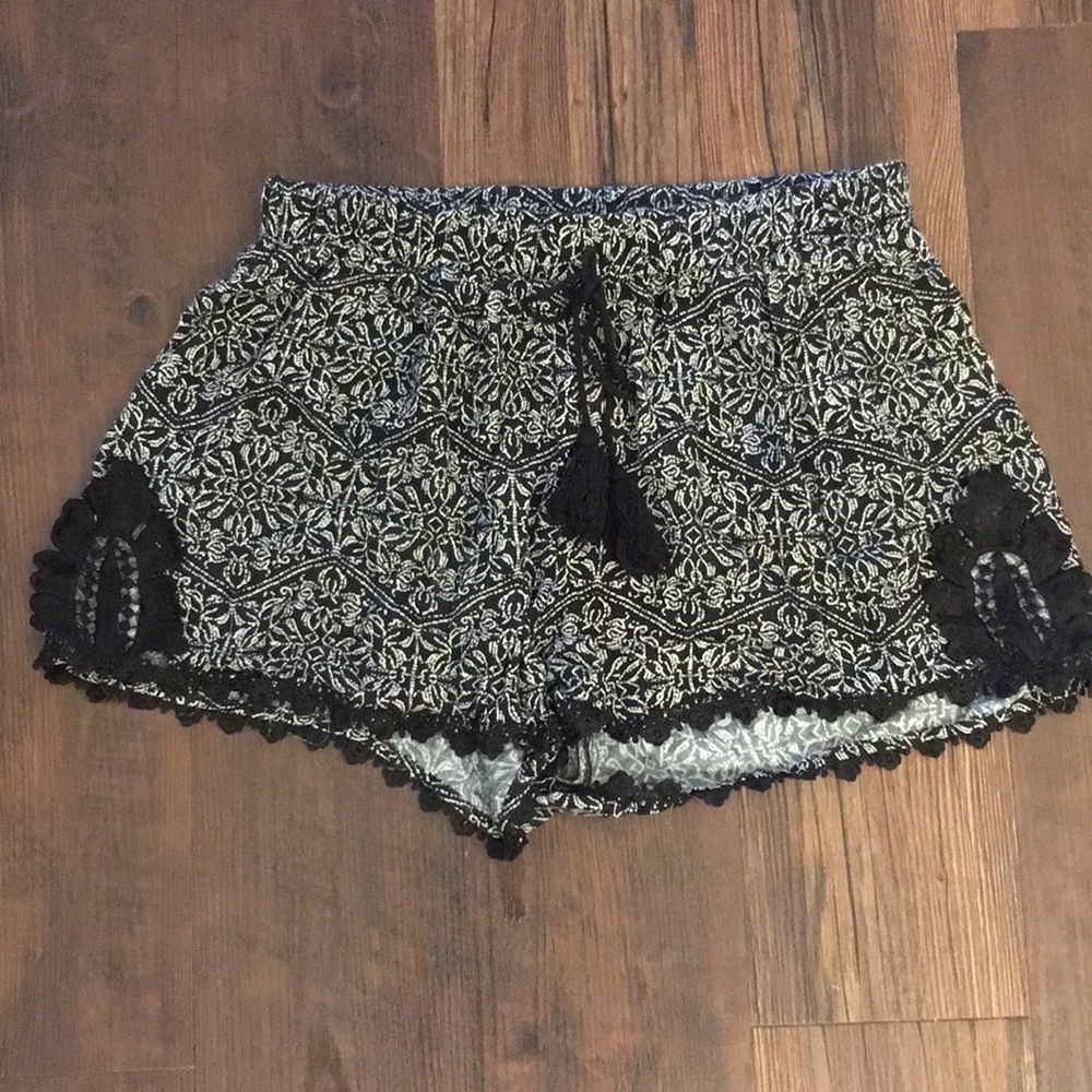 Boho flowy shorts